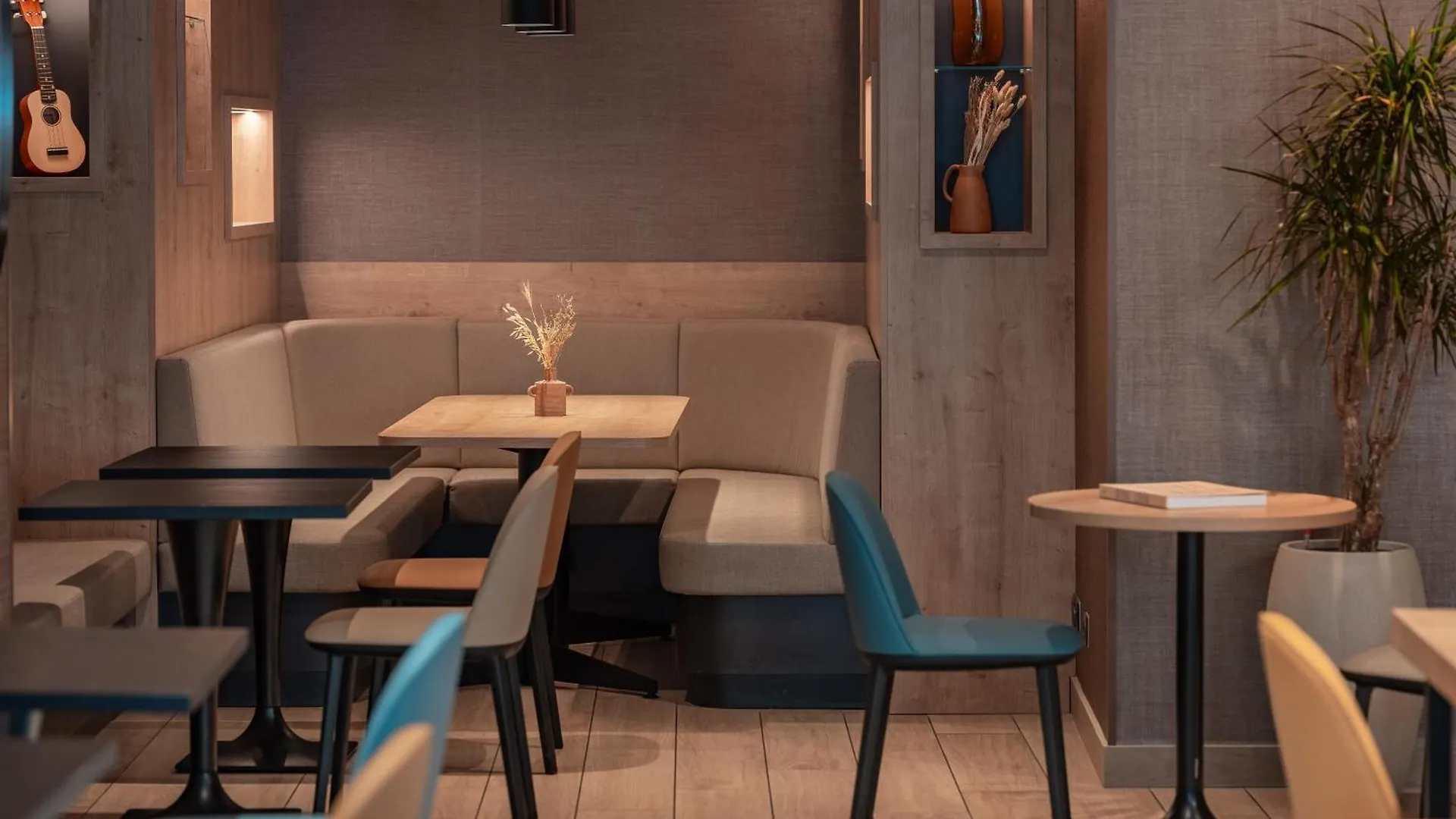 Ibis Gare Montparnasse Catalogne 3*