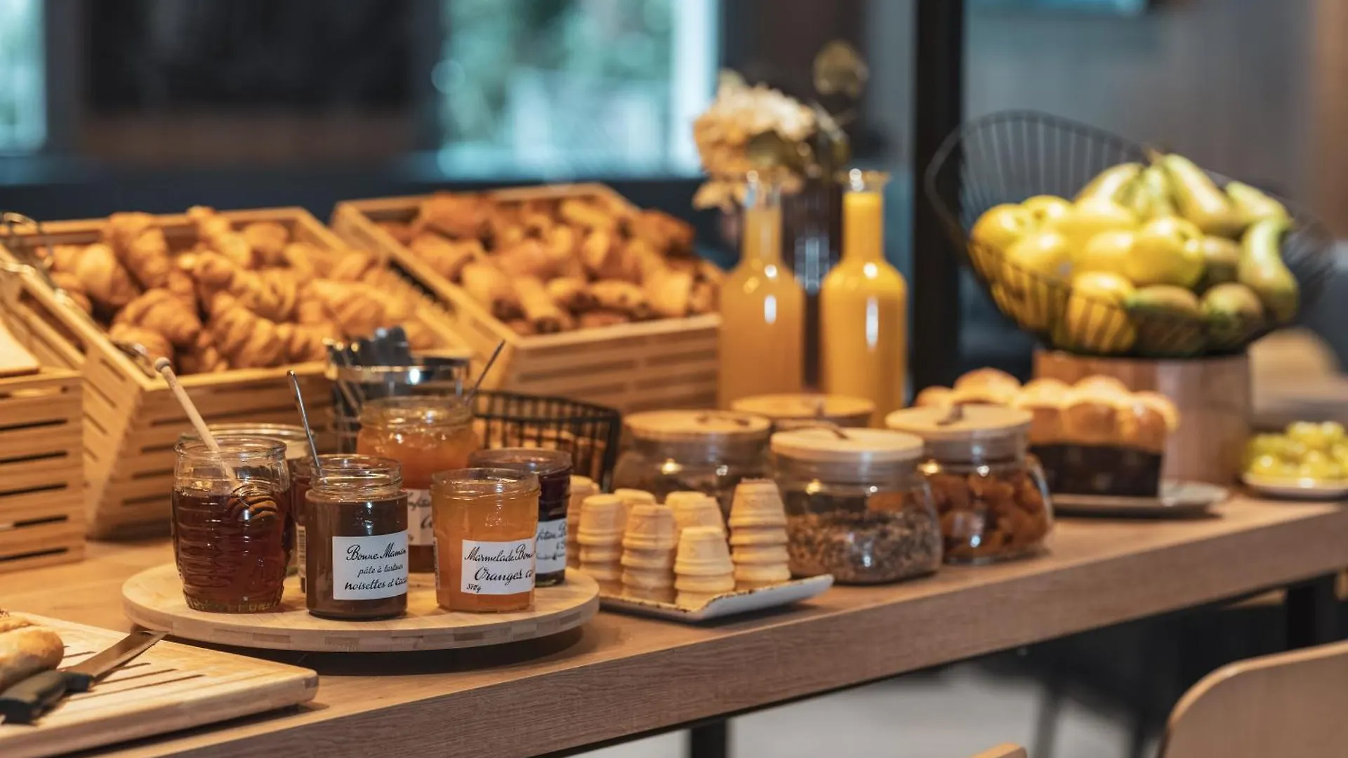 Ibis Gare Montparnasse Catalogne Hotel 3*